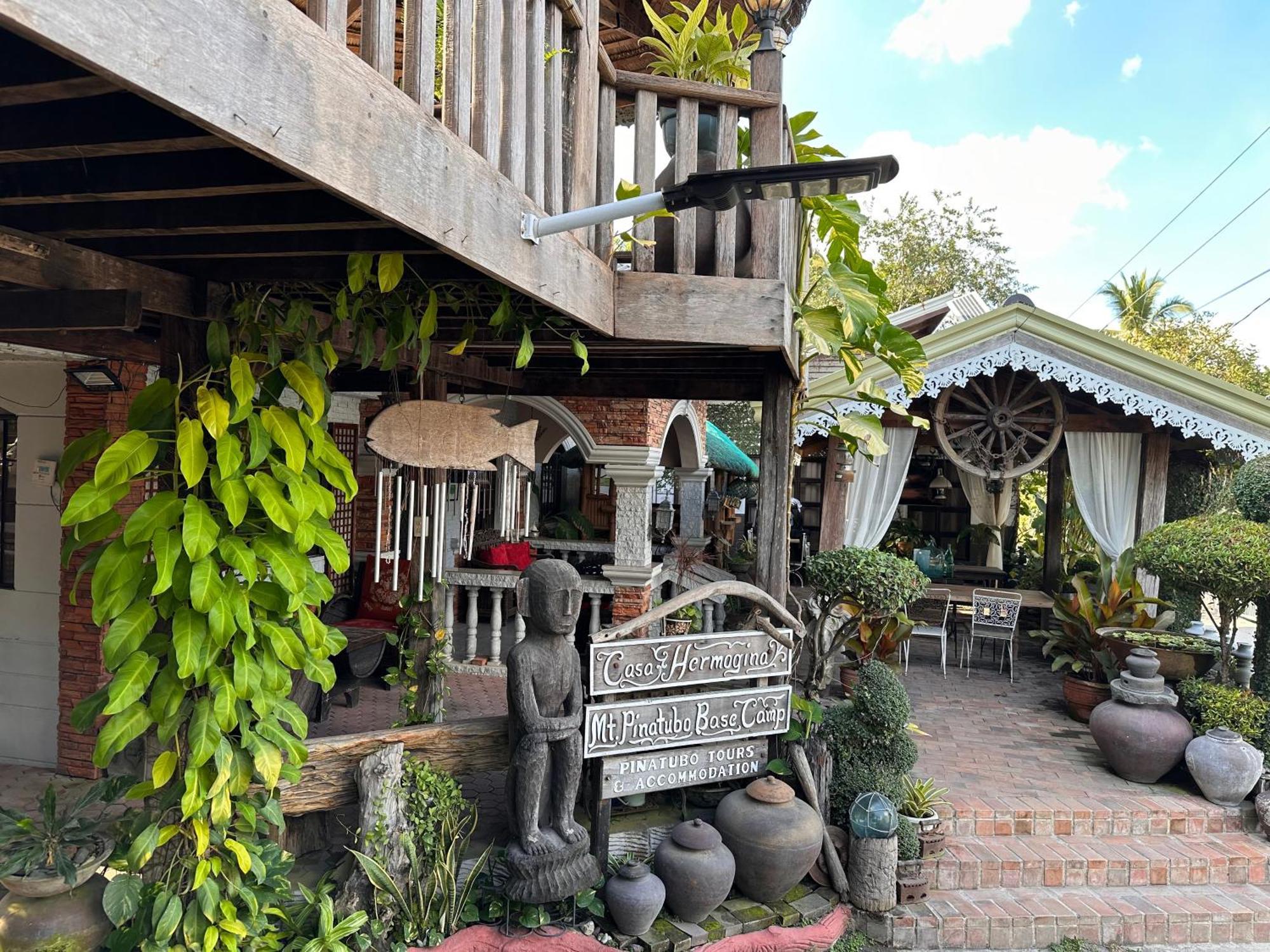 Mount Pinatubo Base Camp At Casa Hermogina Santa Juliana Экстерьер фото